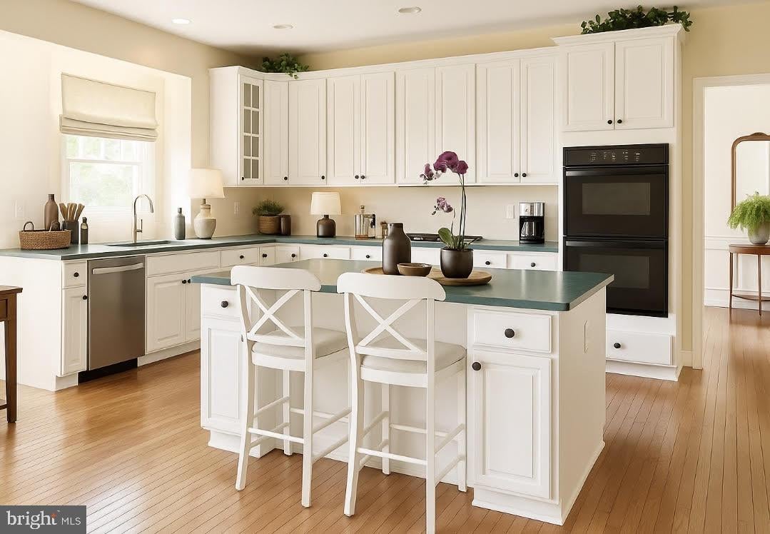 Rockville, Maryland, 20850, United States, 6 Bedrooms Bedrooms, ,5 BathroomsBathrooms,Residential,Active,1970950