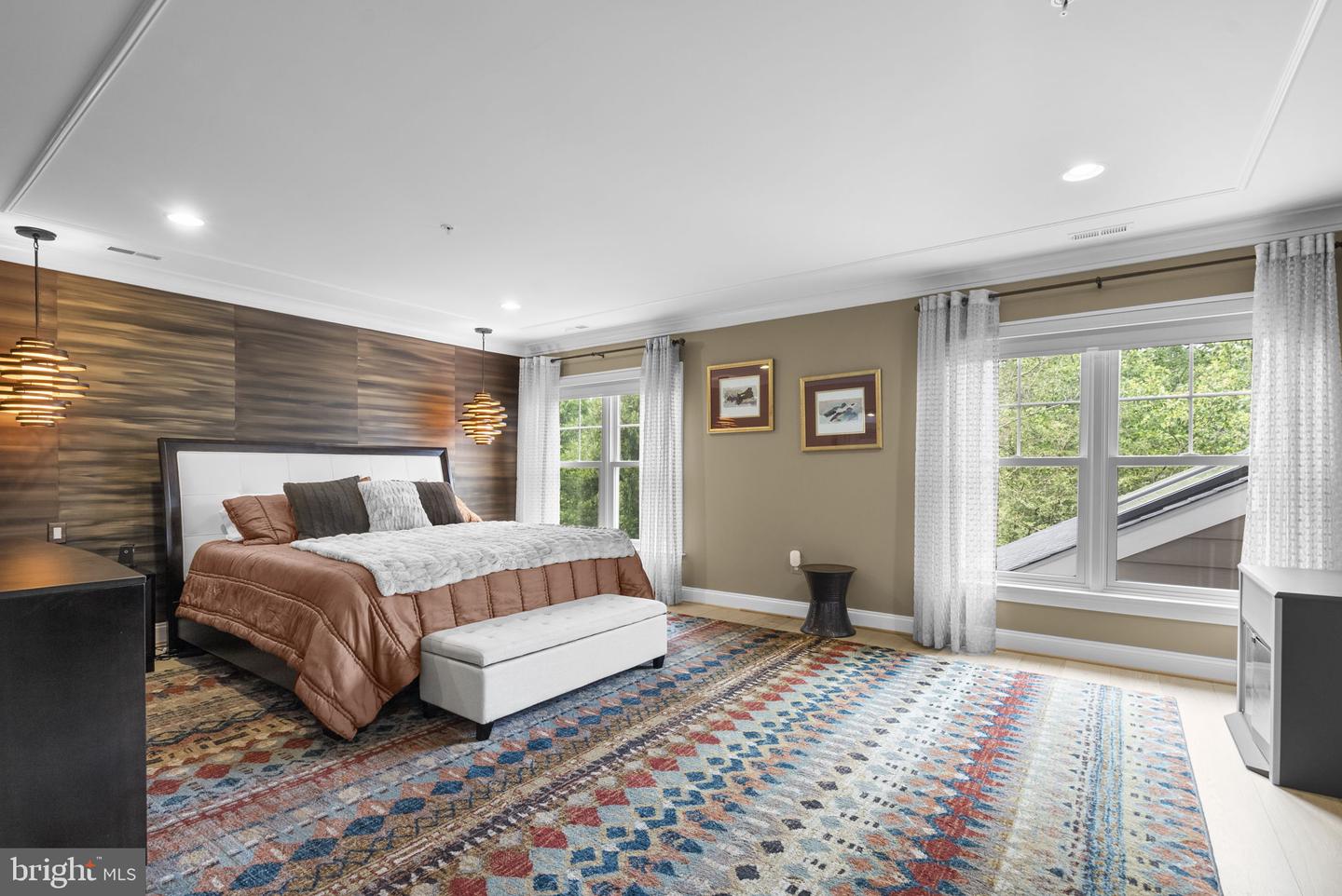 Bethesda, Maryland, 20814, United States, 5 Bedrooms Bedrooms, ,5 BathroomsBathrooms,Residential,Active,2045382