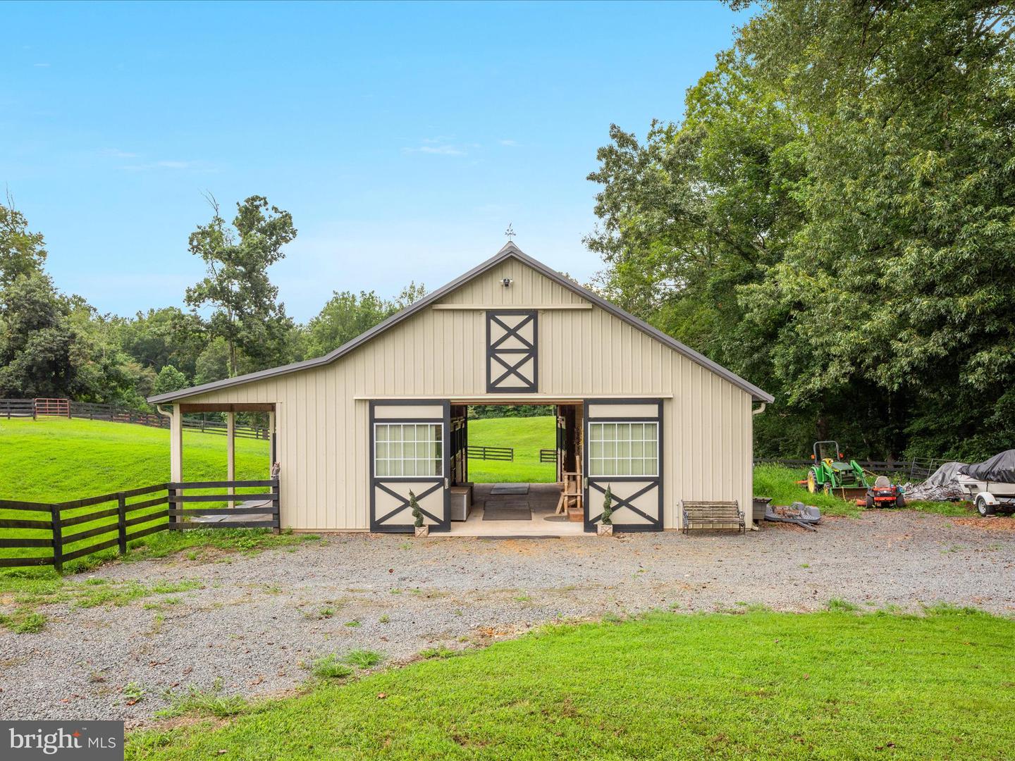 Amissville, Virginia, 20106, United States, 4 Bedrooms Bedrooms, ,4 BathroomsBathrooms,Residential,Active,1929462
