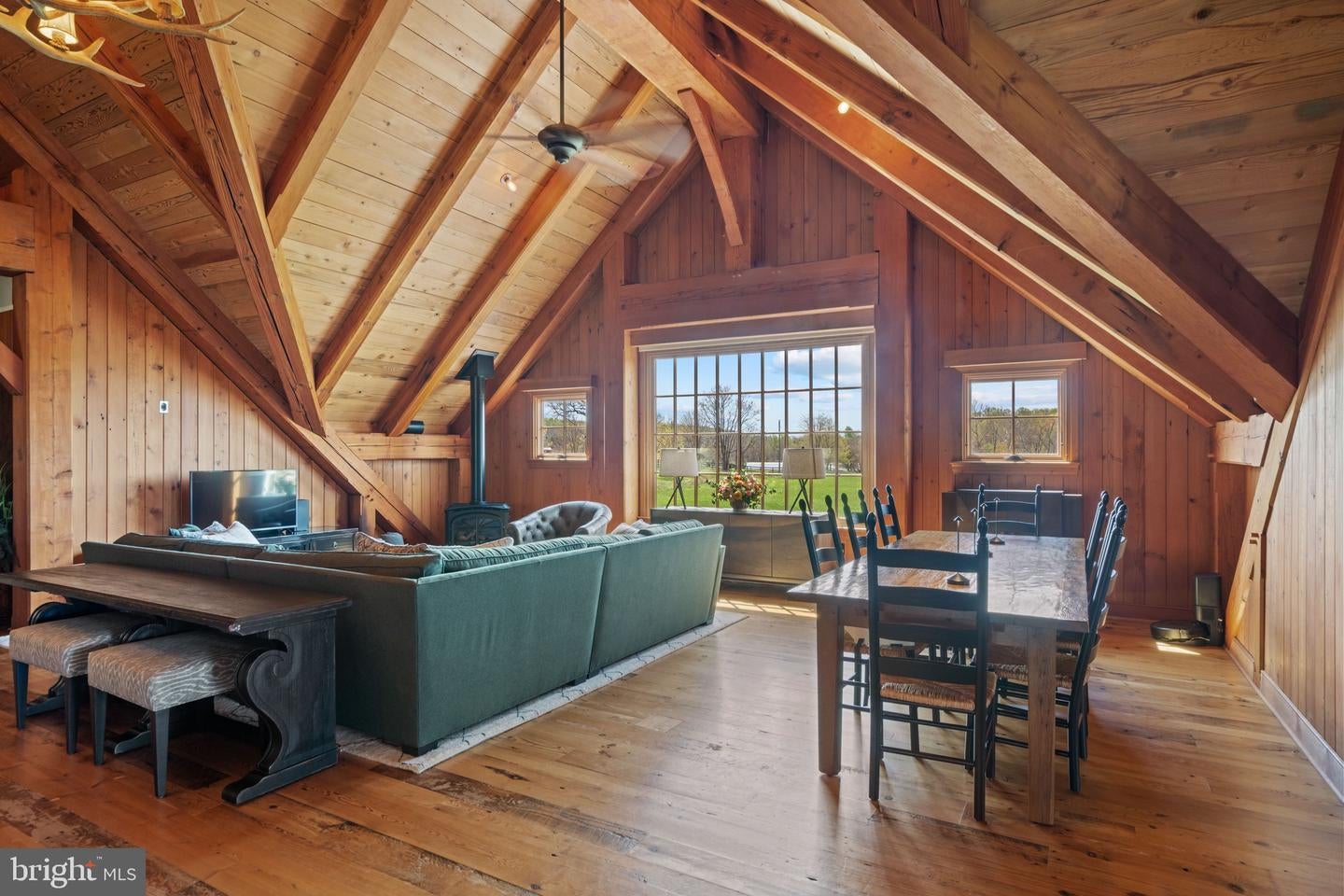 Waterford, Virginia, 20197, United States, 4 Bedrooms Bedrooms, ,5 BathroomsBathrooms,Residential,Active,1771409