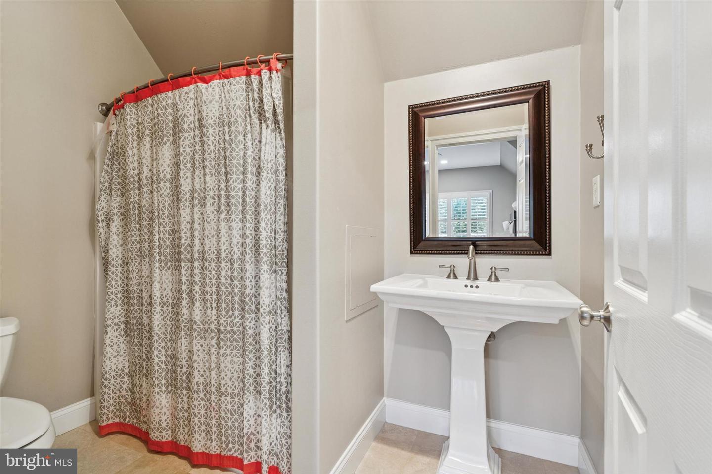 Kennett Square, Pennsylvania, 19348, United States, 5 Bedrooms Bedrooms, ,7 BathroomsBathrooms,Residential,Active,1953669