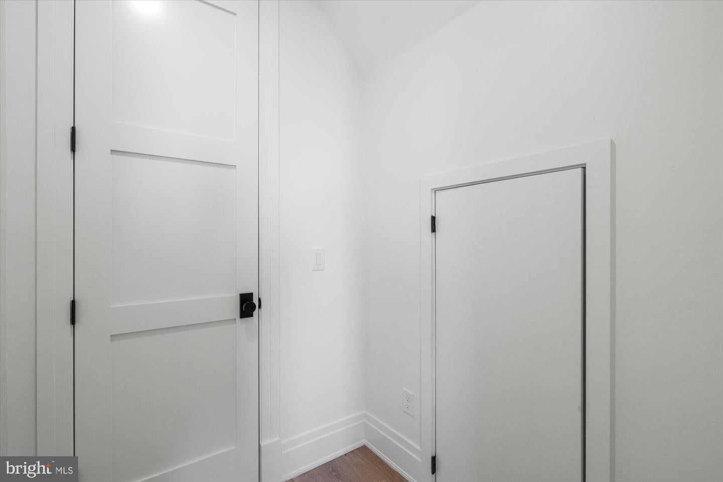 Alexandria, Virginia, 22314, United States, 4 Bedrooms Bedrooms, ,5 BathroomsBathrooms,Residential,Active,1970988