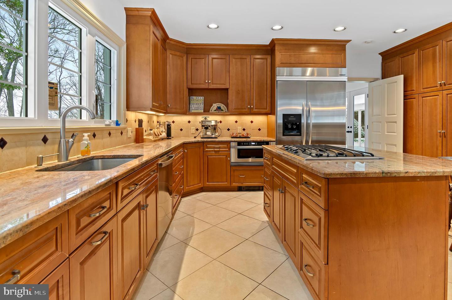 Owings Mills, Maryland, 21117, United States, 5 Bedrooms Bedrooms, ,4 BathroomsBathrooms,Residential,Active,1971806