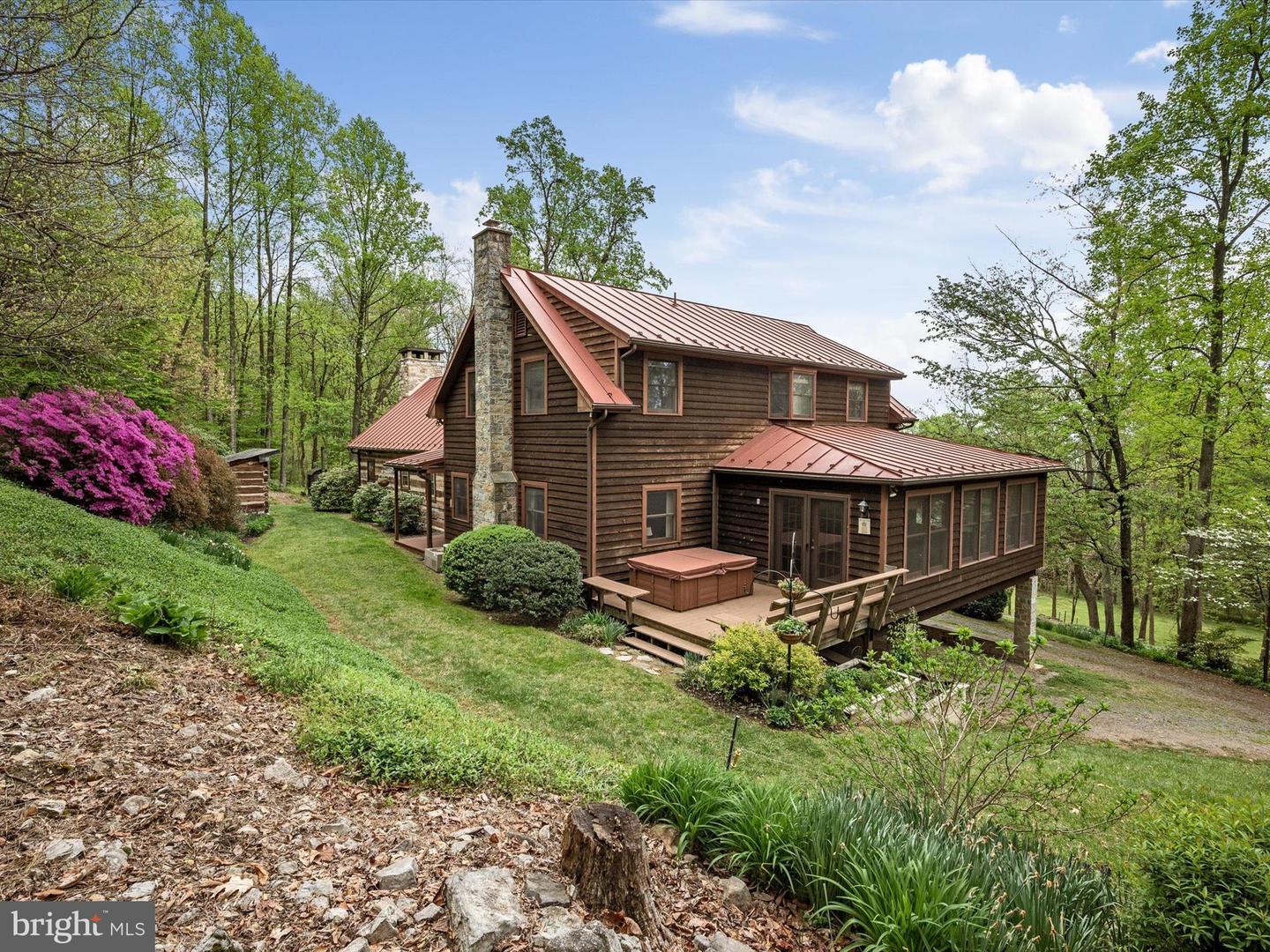 Winchester, Virginia, 22602, United States, 4 Bedrooms Bedrooms, ,4 BathroomsBathrooms,Residential,Active,1771431