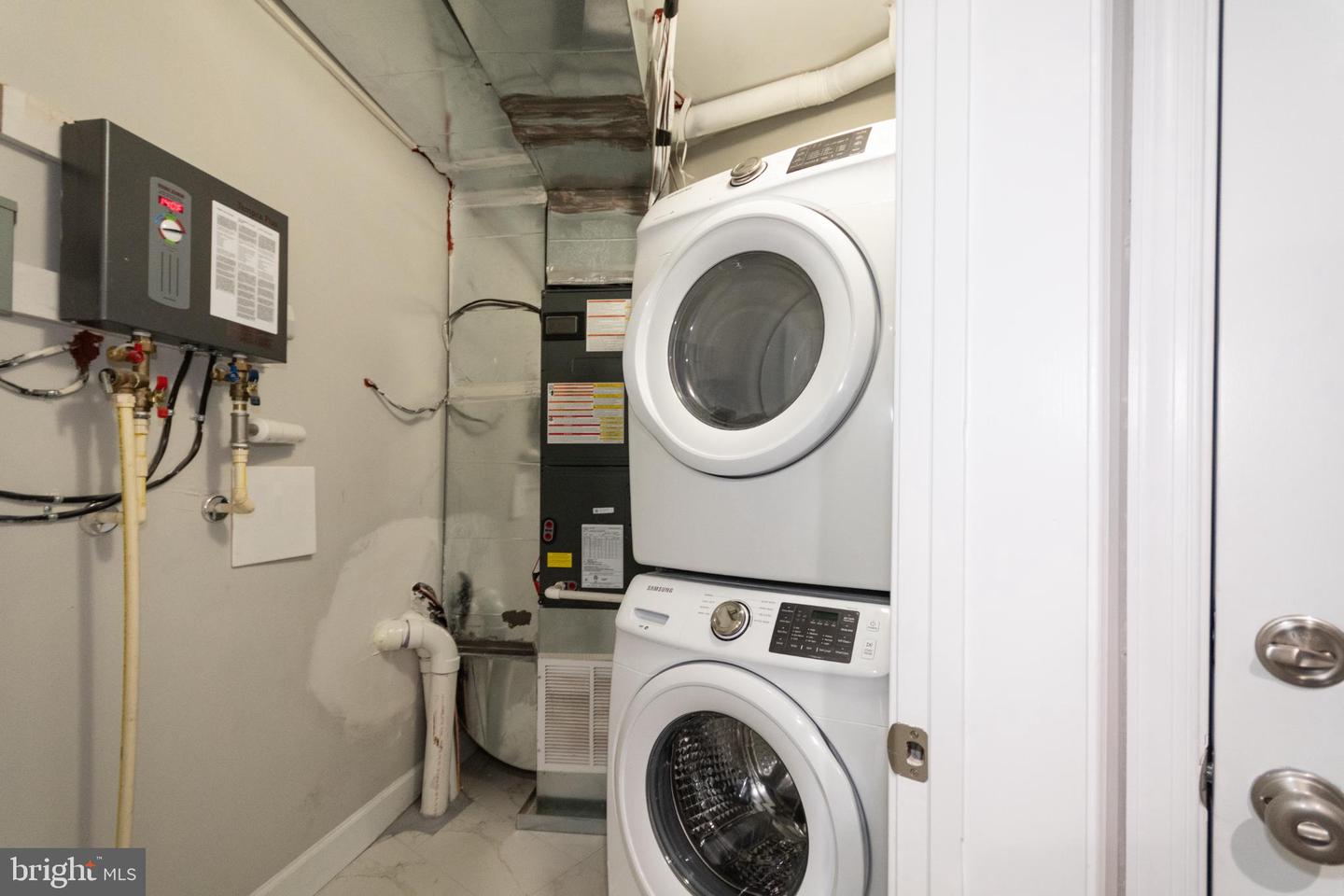 Washington, District Of Columbia, 20003, United States, ,Residential,Active,2009139