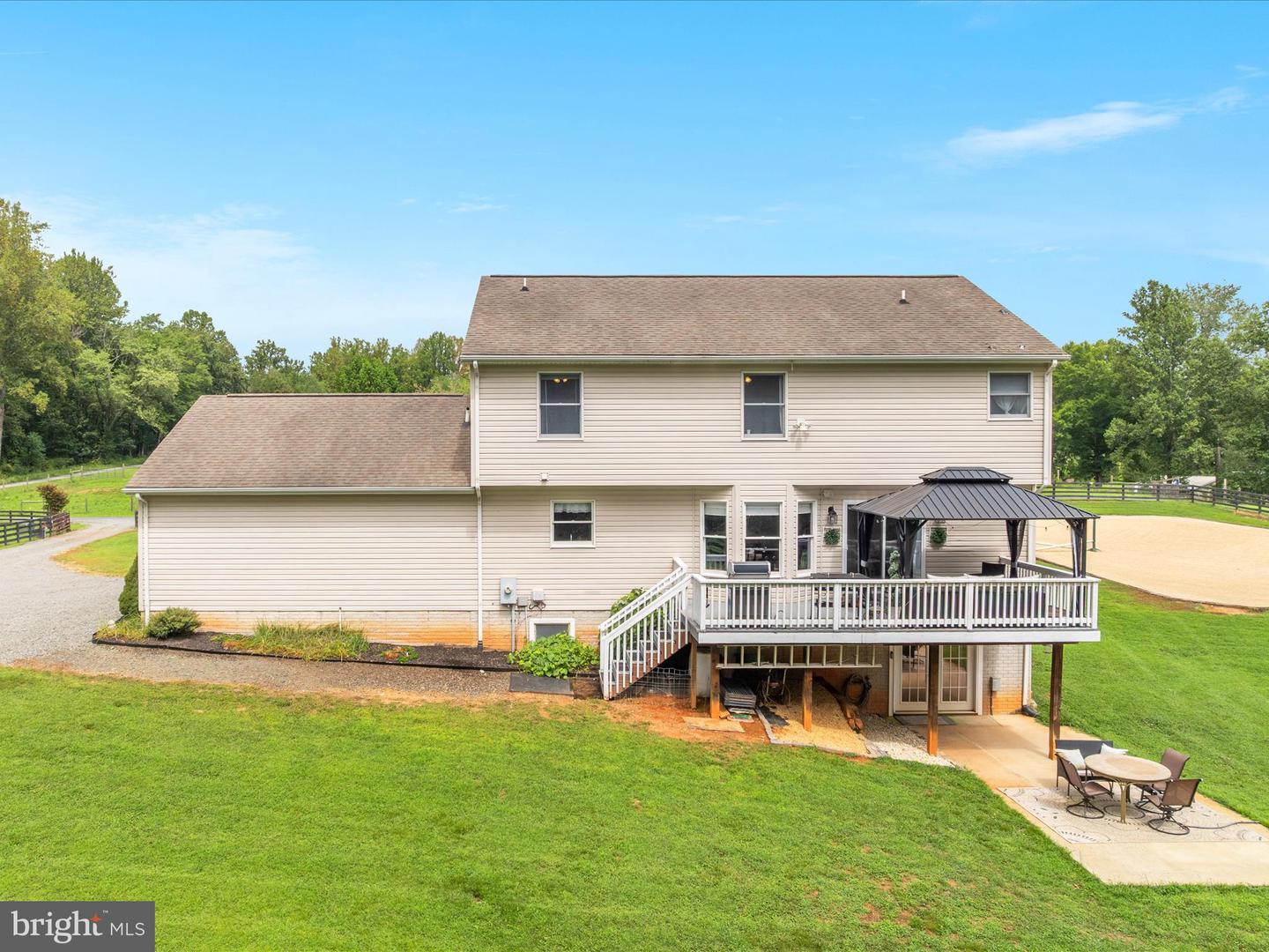 Amissville, Virginia, 20106, United States, 4 Bedrooms Bedrooms, ,4 BathroomsBathrooms,Residential,Active,1929462
