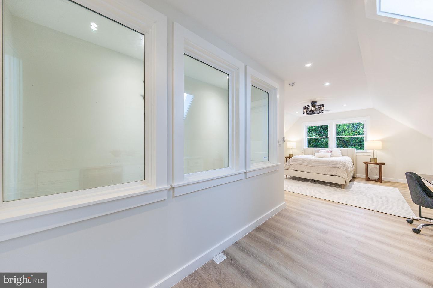 Washington, District Of Columbia, 20018, United States, 6 Bedrooms Bedrooms, ,5 BathroomsBathrooms,Residential,Active,1964489