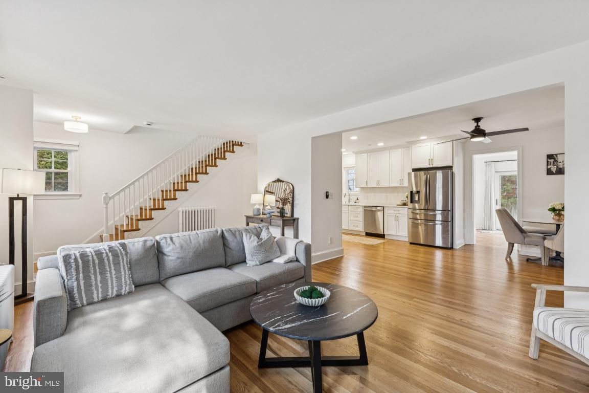 Arlington, Virginia, 22203, United States, 3 Bedrooms Bedrooms, ,3 BathroomsBathrooms,Residential,Active,2007962