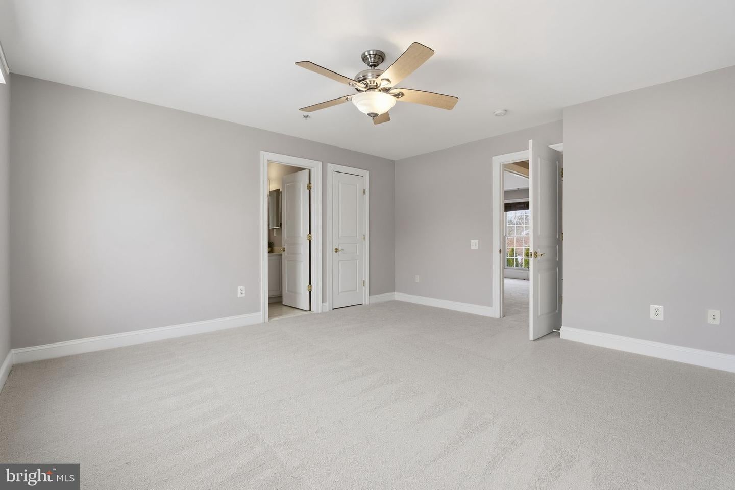 Rockville, Maryland, 20850, United States, 5 Bedrooms Bedrooms, ,5 BathroomsBathrooms,Residential,Active,2015808