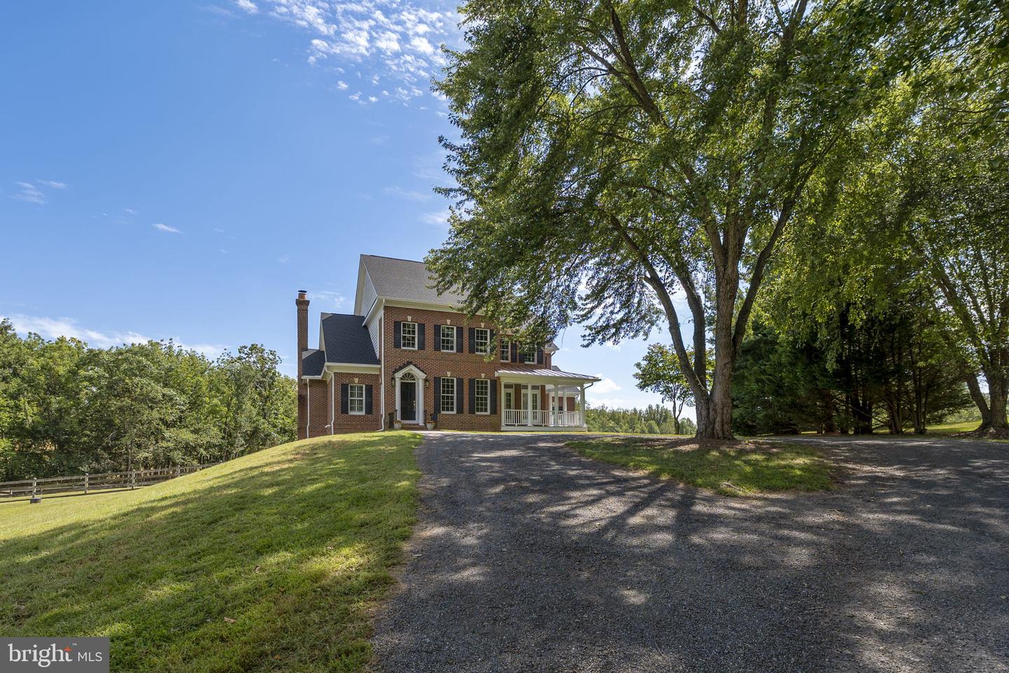 Boyds, Maryland, 20841, United States, 4 Bedrooms Bedrooms, ,4 BathroomsBathrooms,Residential,Active,1936102