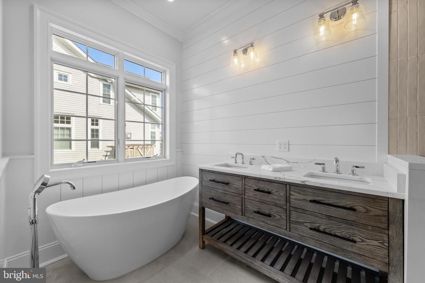 Long Beach Township, New Jersey, 08008, United States, 6 Bedrooms Bedrooms, ,7 BathroomsBathrooms,Residential,Active,1889026