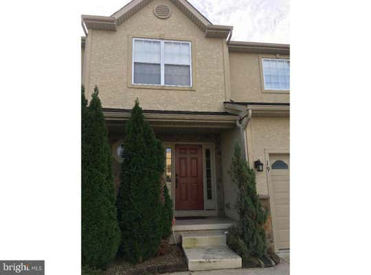 19 GLACIER DR, BERLIN, NJ 08009 - Image 1