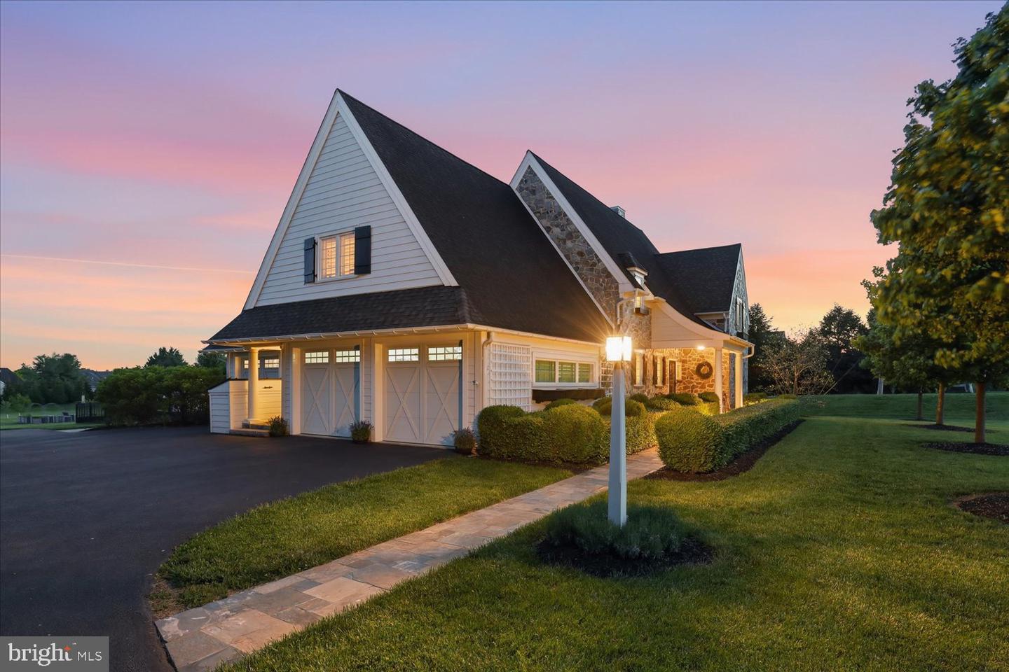 Lititz, Pennsylvania, 17543, United States, 4 Bedrooms Bedrooms, ,3 BathroomsBathrooms,Residential,Pending,2045746