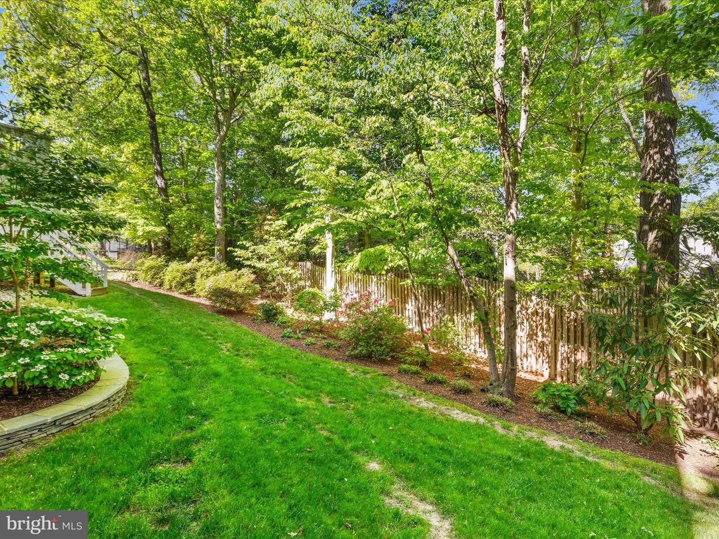 Fairfax Station, Virginia, 22039, United States, 4 Bedrooms Bedrooms, ,4 BathroomsBathrooms,Residential,Active,1905039