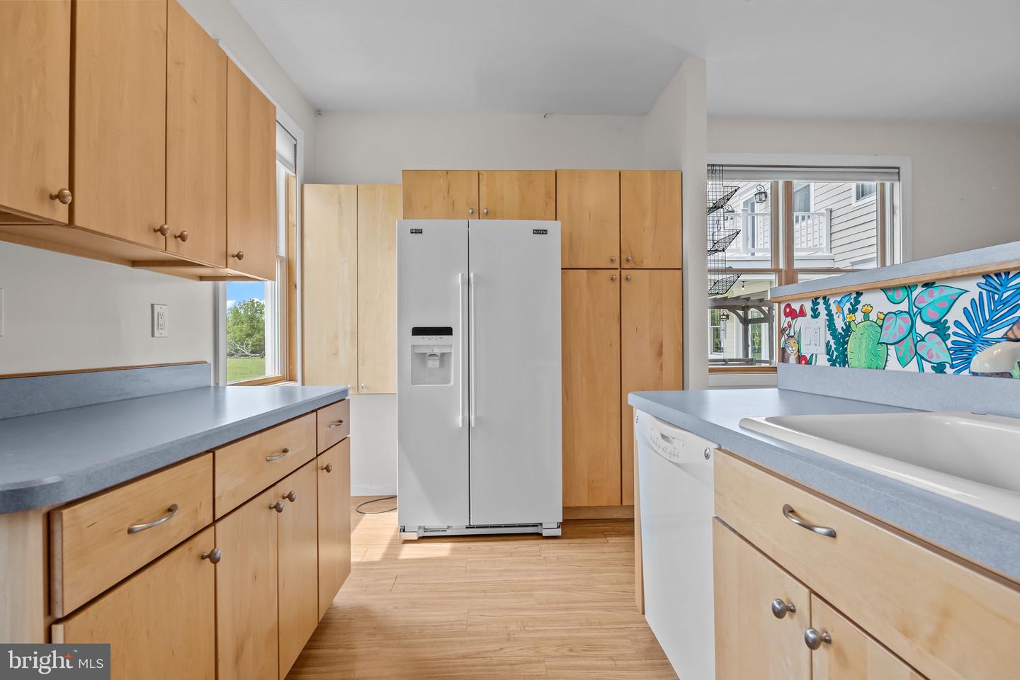 Lambertville, New Jersey, 08530, United States, 6 Bedrooms Bedrooms, ,5 BathroomsBathrooms,Residential,Active,1843838