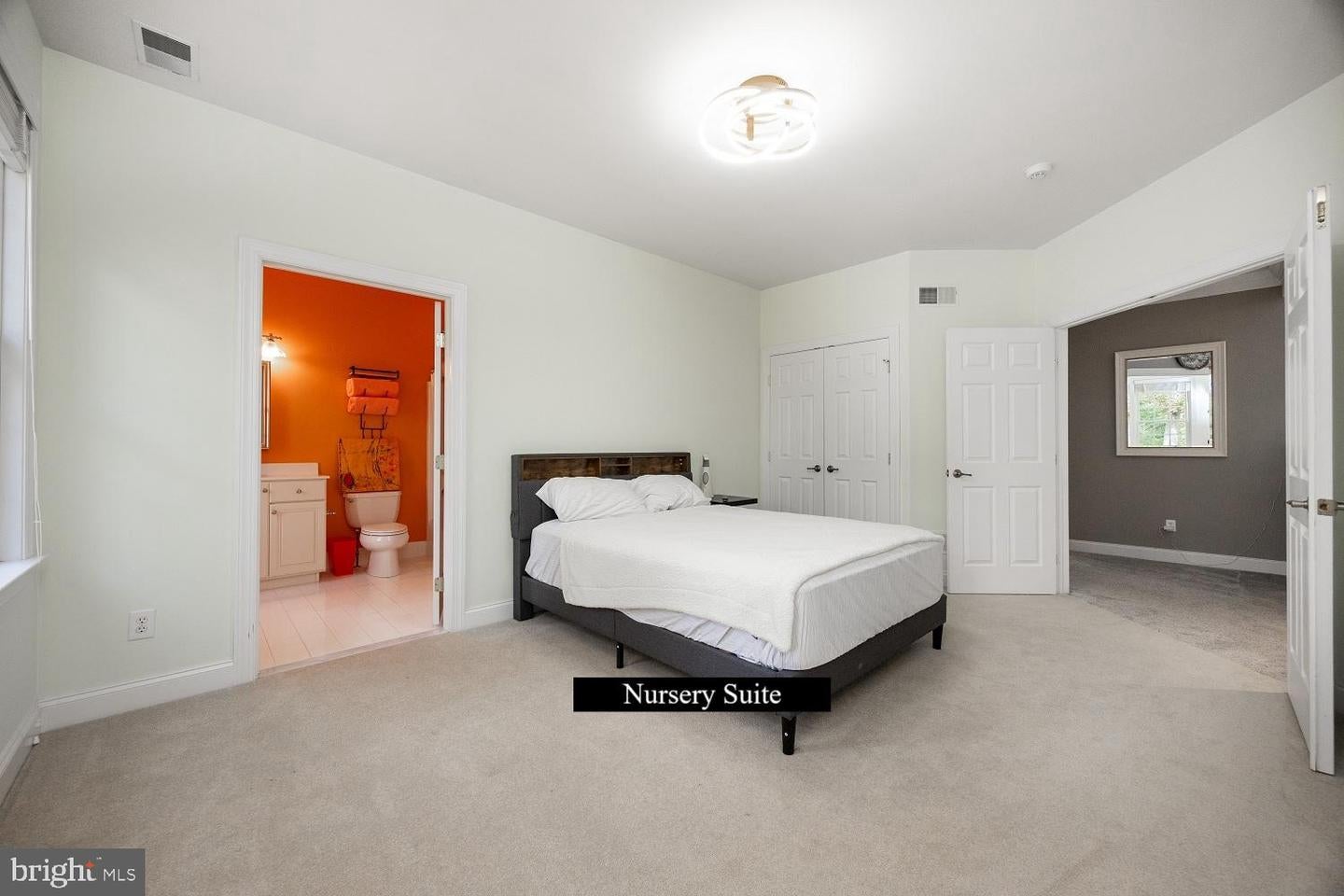 Landenberg, Pennsylvania, 19350, United States, 5 Bedrooms Bedrooms, ,6 BathroomsBathrooms,Residential,Active,1965819