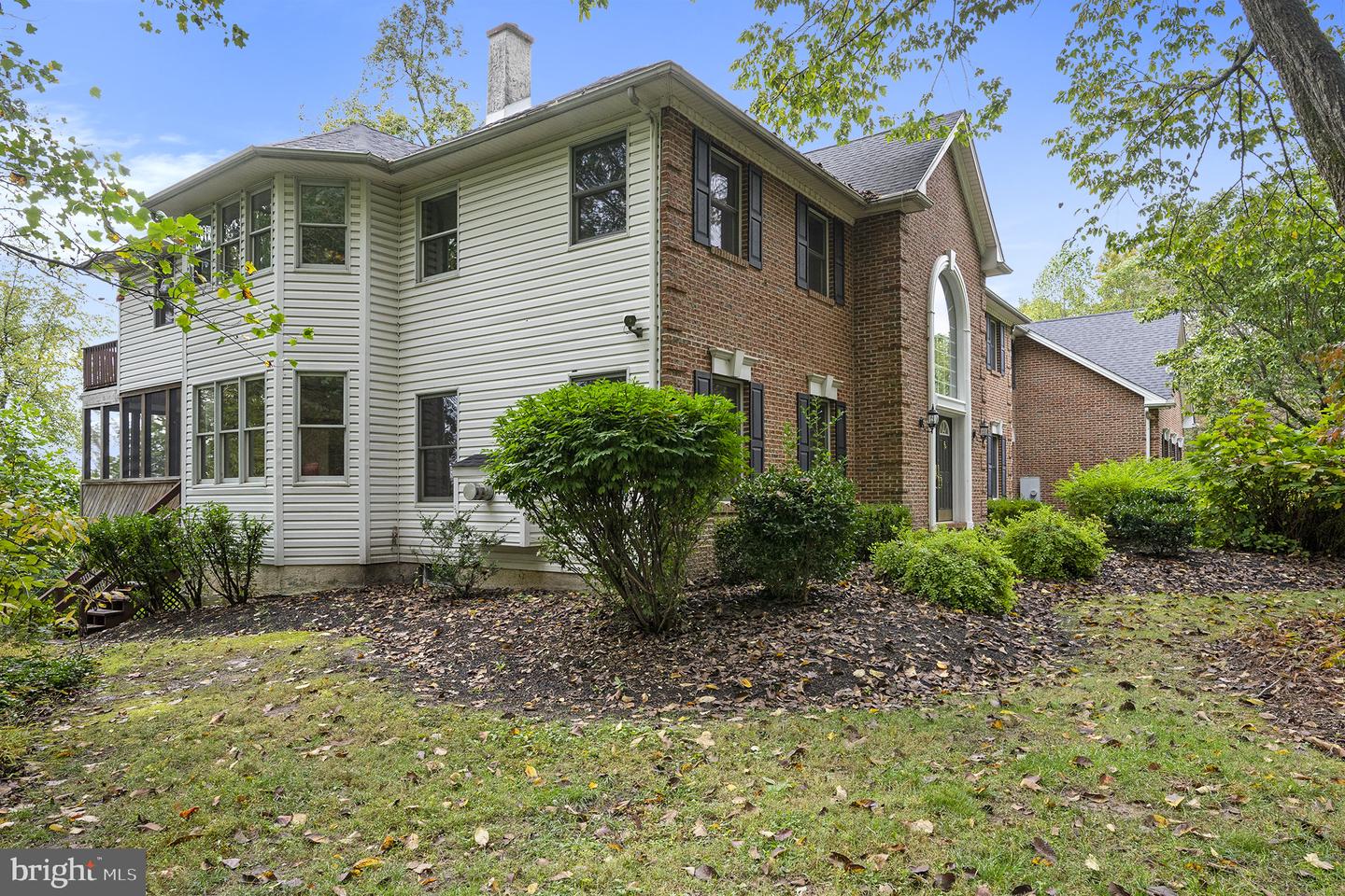 Sellersville, Pennsylvania, 18960, United States, 10 Bedrooms Bedrooms, ,7 BathroomsBathrooms,Residential,Active,1965847