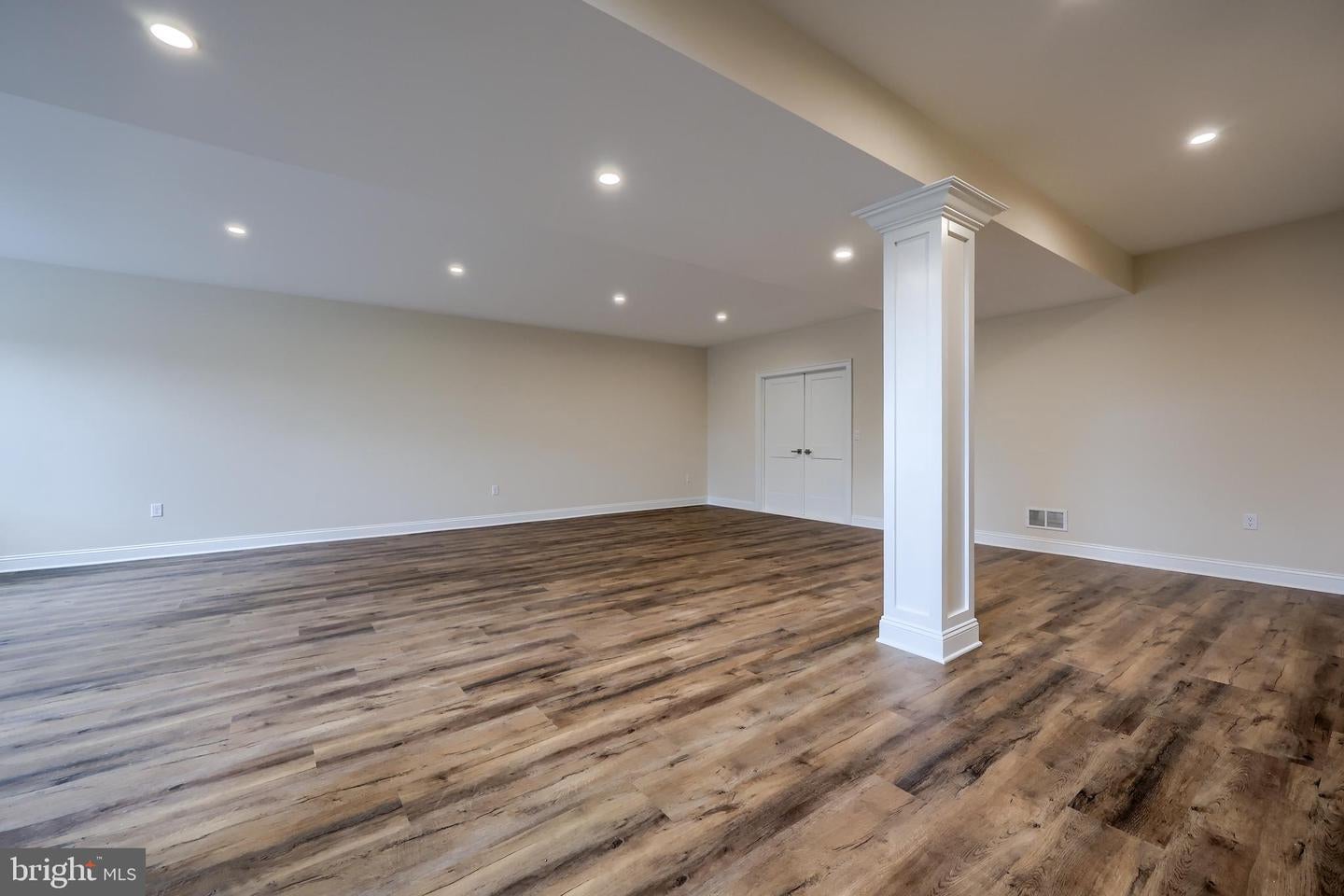 Lancaster, Pennsylvania, 17601, United States, 4 Bedrooms Bedrooms, ,5 BathroomsBathrooms,Residential,Active,1755222