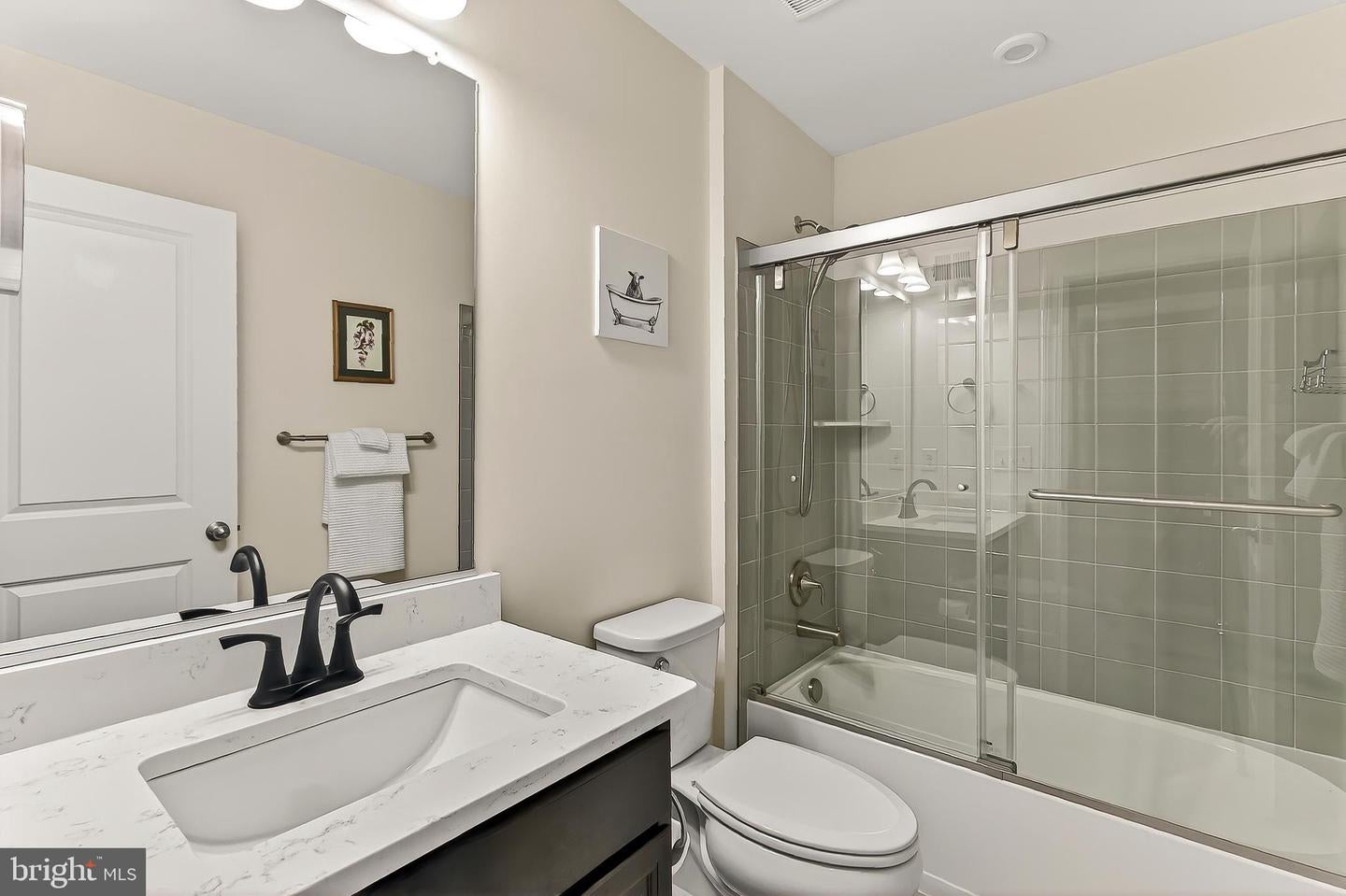 Fairfax, Virginia, 22033, United States, 4 Bedrooms Bedrooms, ,5 BathroomsBathrooms,Residential,Active,2010219