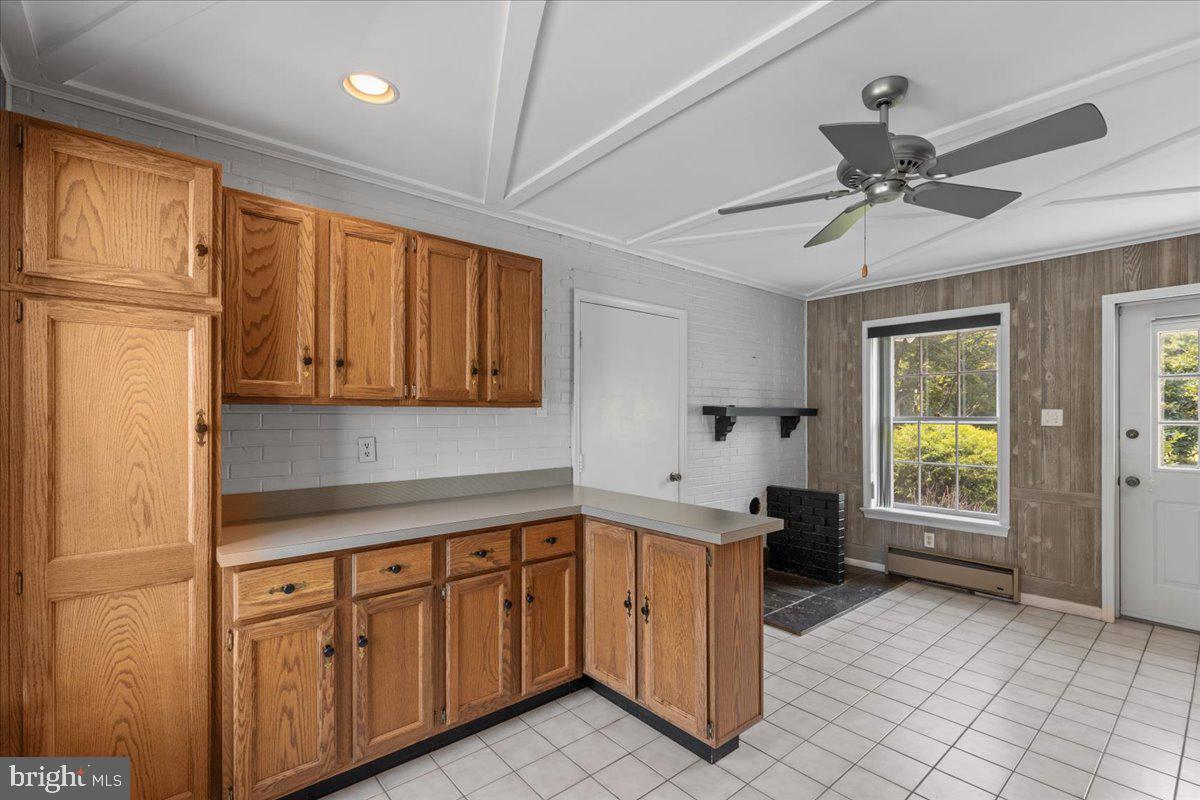 Great Falls, Virginia, 22066, United States, 5 Bedrooms Bedrooms, ,3 BathroomsBathrooms,Residential,Active,1941376