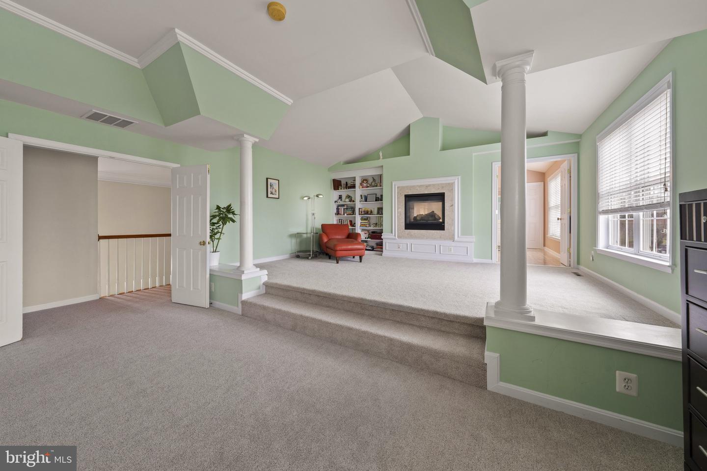 Chantilly, Virginia, 20152, United States, 5 Bedrooms Bedrooms, ,5 BathroomsBathrooms,Residential,Active,2028525