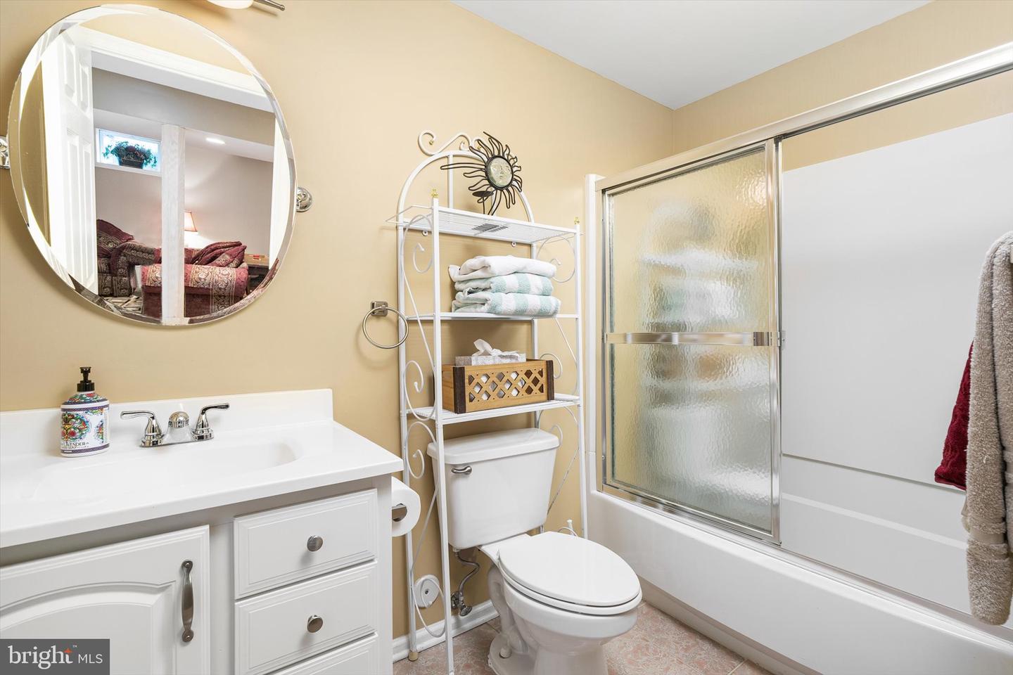 Robbinsville, New Jersey, 08691, United States, 5 Bedrooms Bedrooms, ,4 BathroomsBathrooms,Residential,Active,1920249