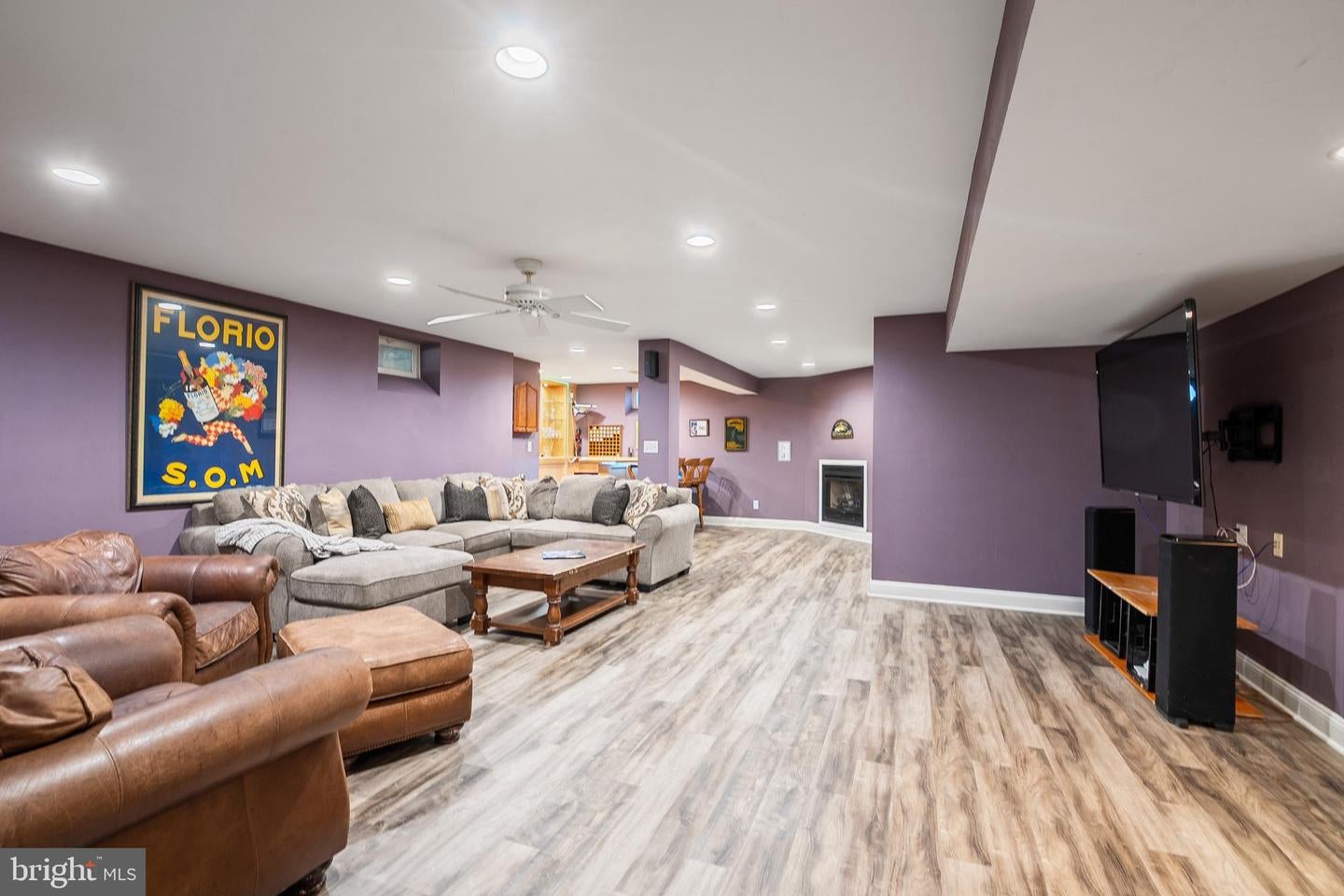 Pennington, New Jersey, 08534, United States, 4 Bedrooms Bedrooms, ,5 BathroomsBathrooms,Residential,Active,1999934