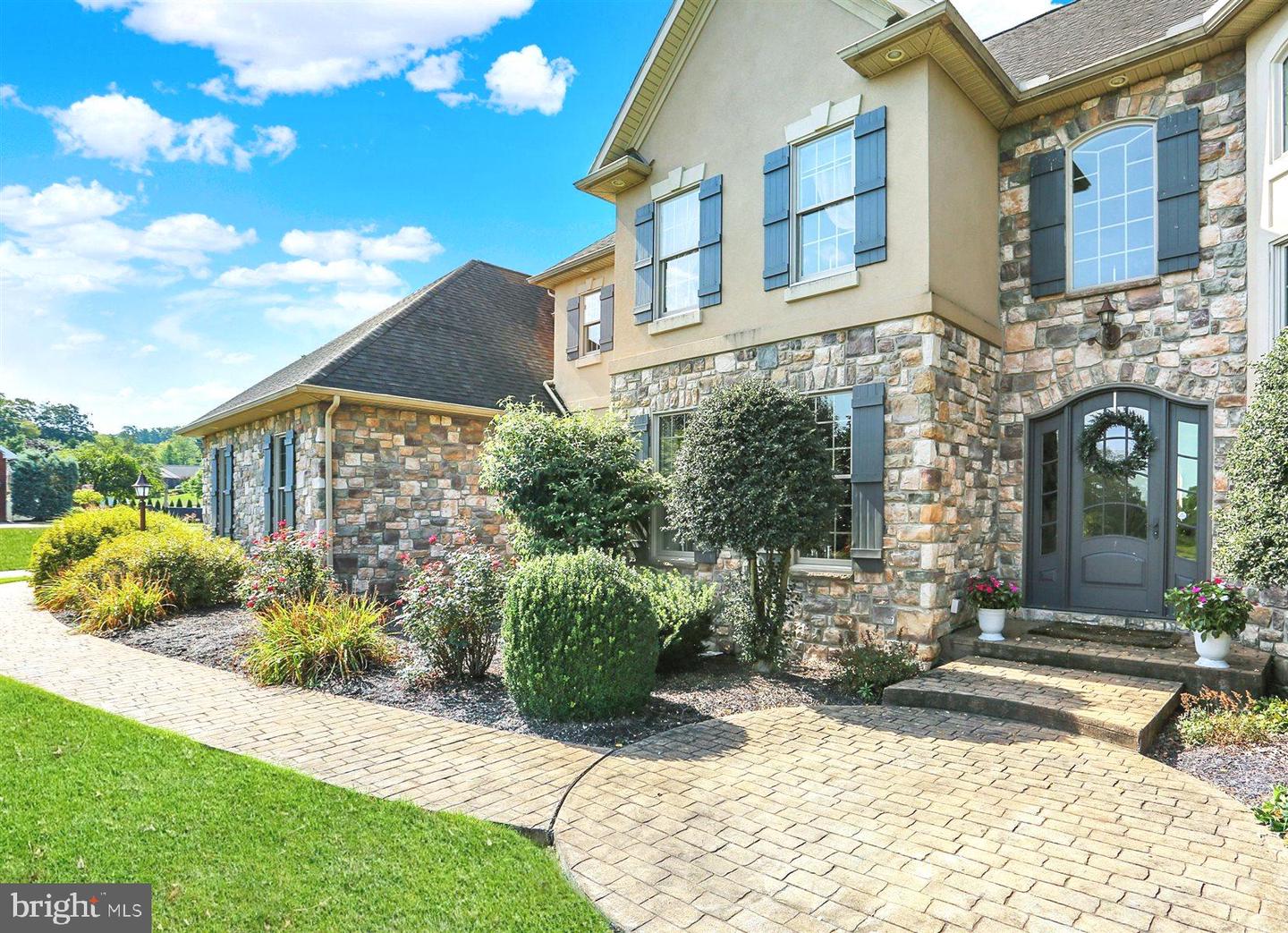 Mechanicsburg, Pennsylvania, 17050, United States, 4 Bedrooms Bedrooms, ,6 BathroomsBathrooms,Residential,Active,1941336