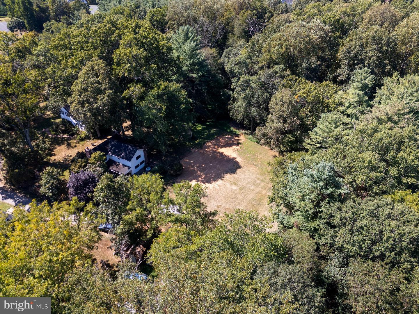 Oakton, Virginia, 22124, United States, 6 Bedrooms Bedrooms, ,8 BathroomsBathrooms,Residential,Active,1945467