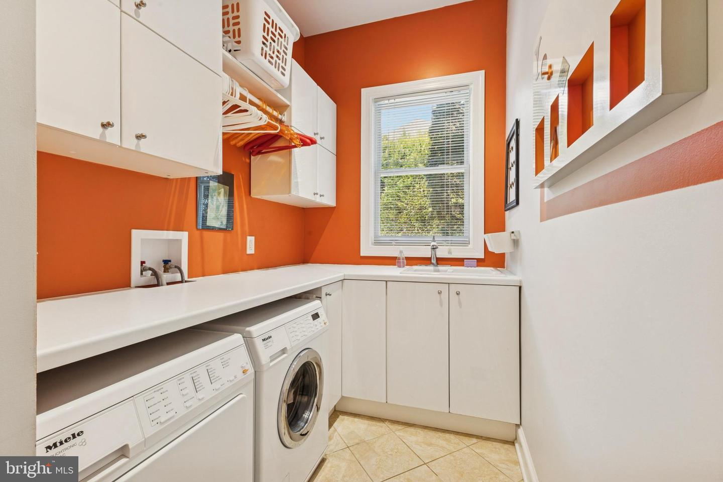 Gainesville, Virginia, 20155, United States, 3 Bedrooms Bedrooms, ,5 BathroomsBathrooms,Residential,Active,2015424