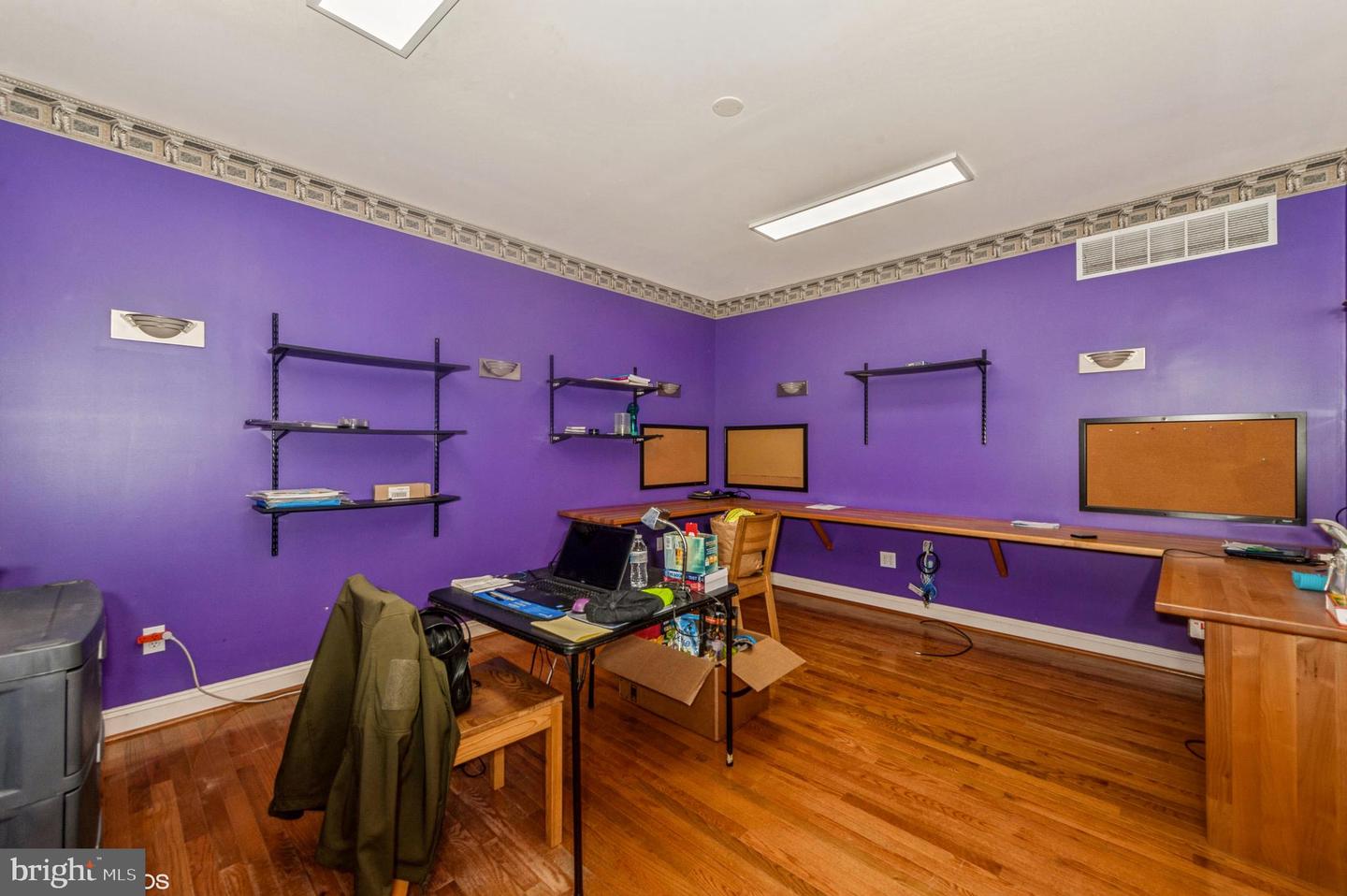 Pikesville, Maryland, 21208, United States, ,6 BathroomsBathrooms,Residential,Pending,1702885