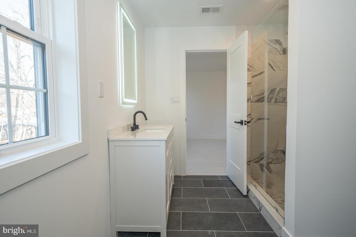 Chalfont, Pennsylvania, 18914, United States, 5 Bedrooms Bedrooms, ,4 BathroomsBathrooms,Residential,Active,1945225