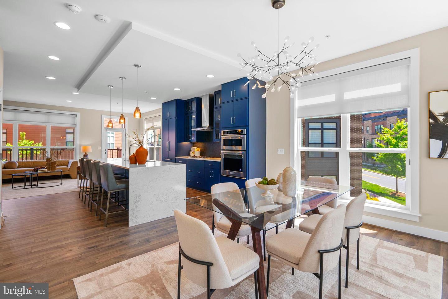 Rockville, Maryland, 20852, United States, 5 Bedrooms Bedrooms, ,5 BathroomsBathrooms,Residential,Active,2044158
