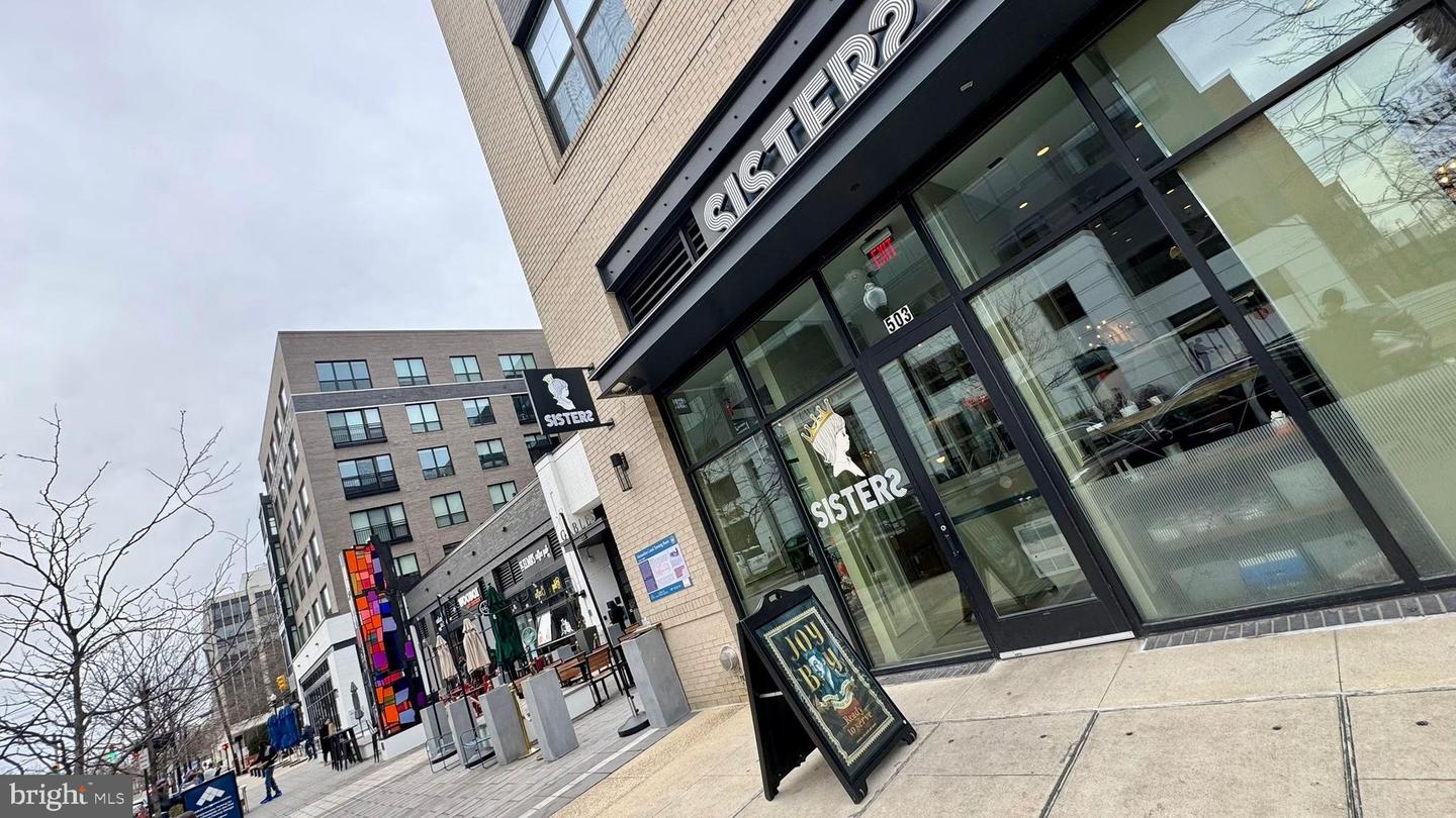 Alexandria, Virginia, 22314, United States, 3 Bedrooms Bedrooms, ,4 BathroomsBathrooms,Residential,Active,1933713