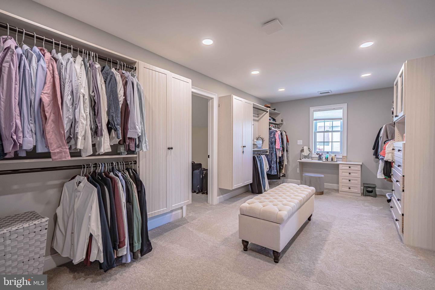 Bethlehem, Pennsylvania, 18020, United States, 4 Bedrooms Bedrooms, ,5 BathroomsBathrooms,Residential,Pending,1968396