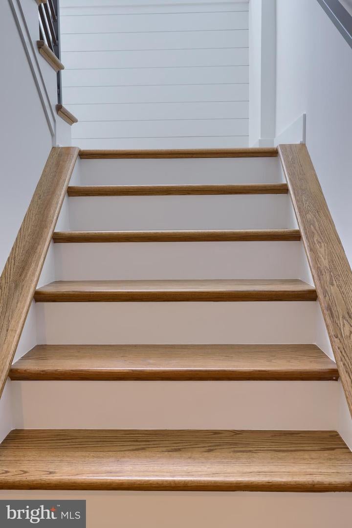 East Petersburg, Pennsylvania, 17520, United States, 4 Bedrooms Bedrooms, ,5 BathroomsBathrooms,Residential,Active,1702111