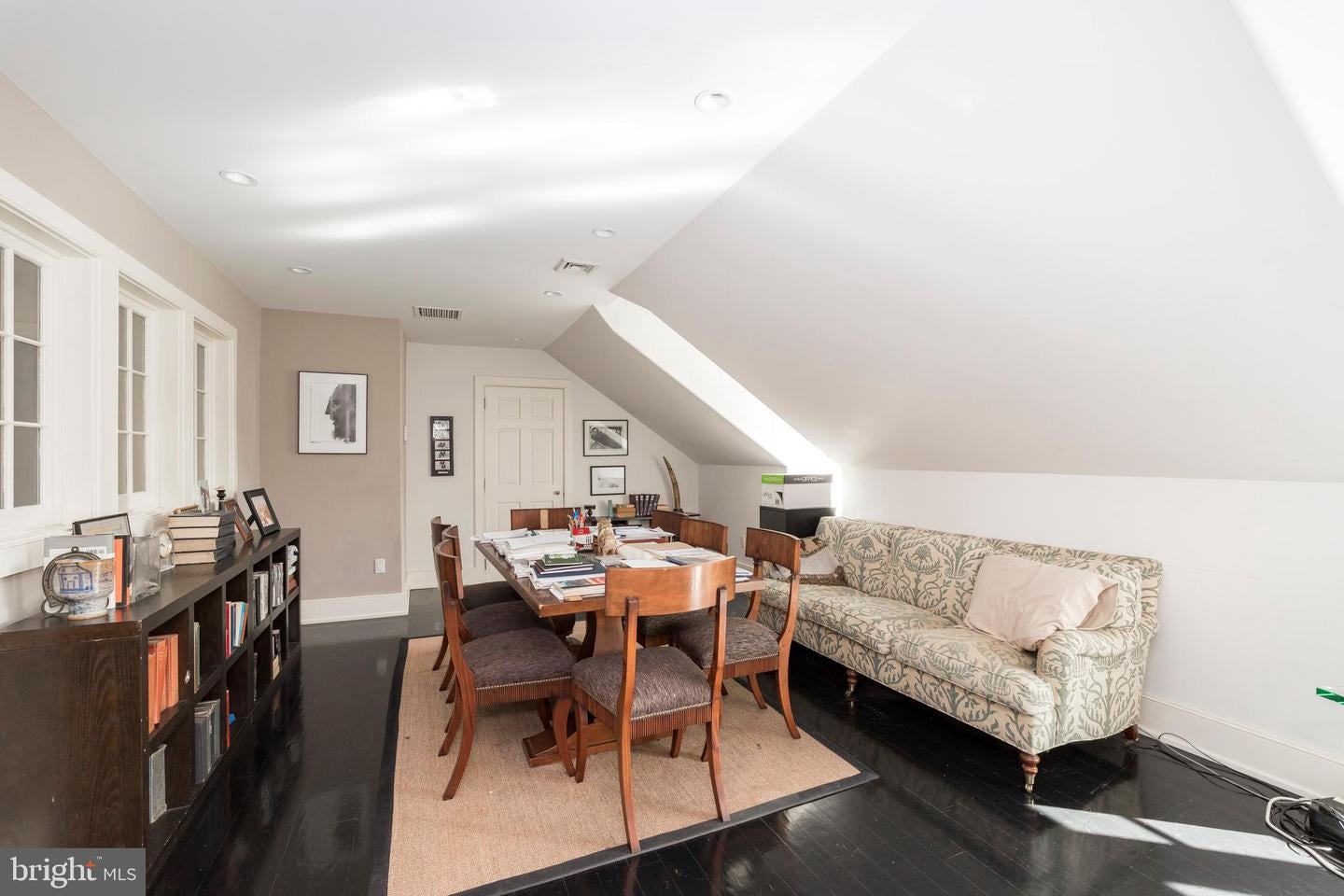Kennett Square, Pennsylvania, 19348, United States, ,9 BathroomsBathrooms,Residential,Active,1704224