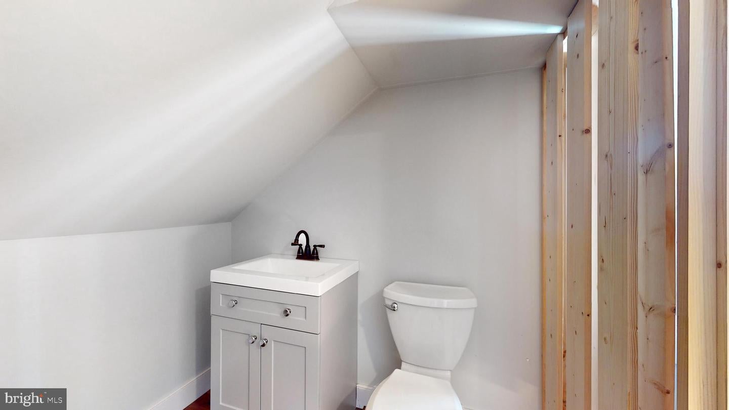 Broomall, Pennsylvania, 19008, United States, 6 Bedrooms Bedrooms, ,8 BathroomsBathrooms,Residential,Active,1738458