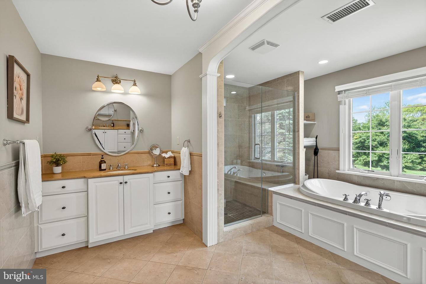 Kennett Square, Pennsylvania, 19348, United States, 7 Bedrooms Bedrooms, ,6 BathroomsBathrooms,Residential,Contingent,2045680