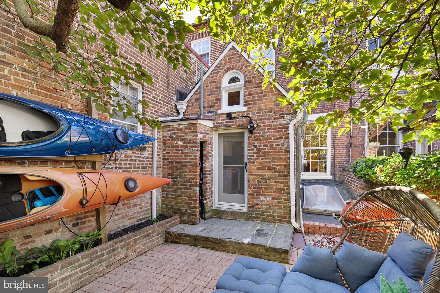 Alexandria, Virginia, 22314, United States, 3 Bedrooms Bedrooms, ,3 BathroomsBathrooms,Residential,Active,1927676