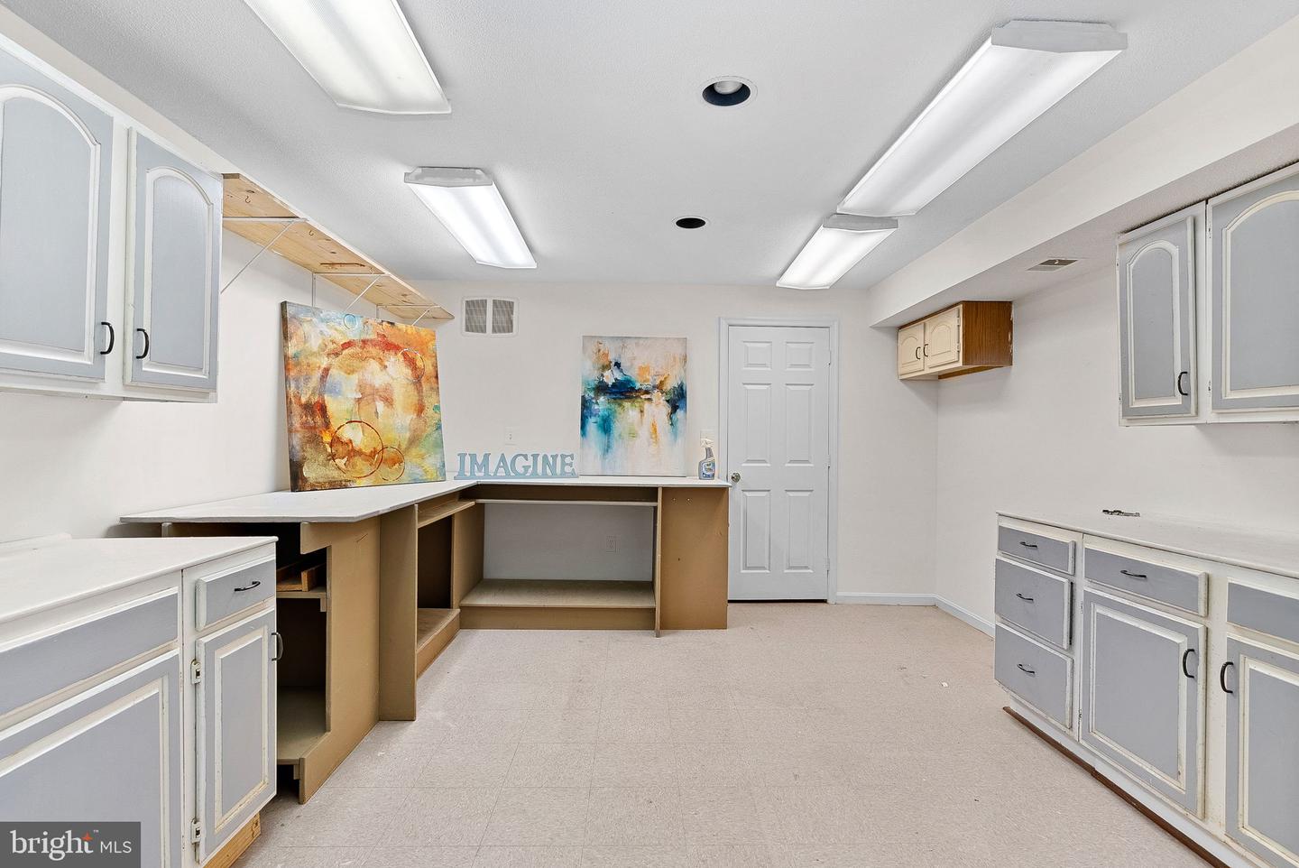 Silver Spring, Maryland, 20906, United States, 5 Bedrooms Bedrooms, ,4 BathroomsBathrooms,Residential,Active,1914614