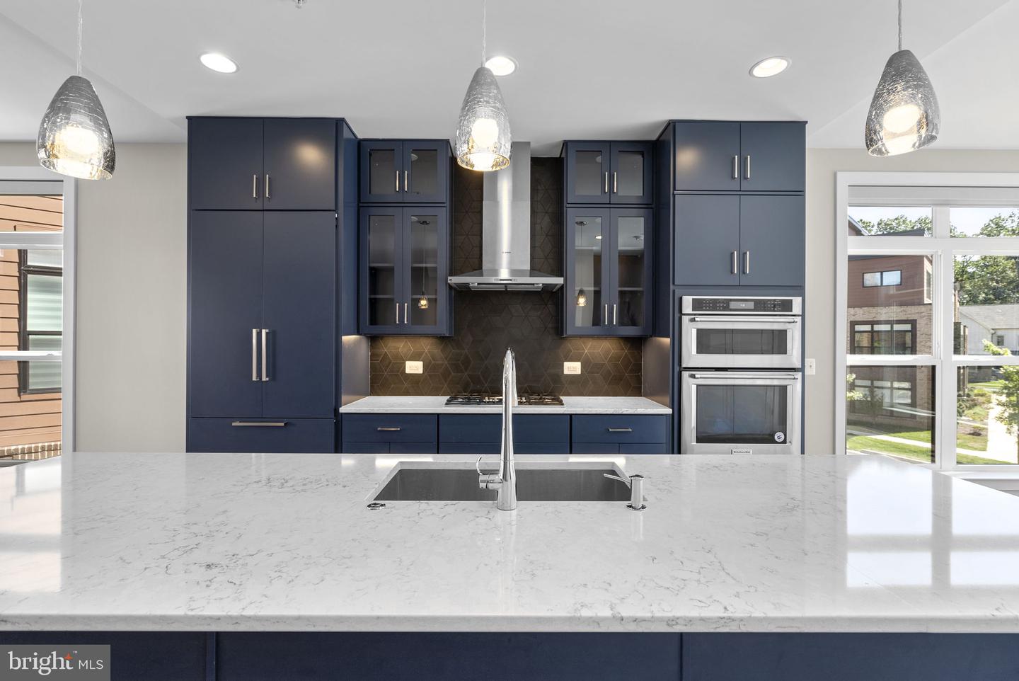 Rockville, Maryland, 20852, United States, 5 Bedrooms Bedrooms, ,5 BathroomsBathrooms,Residential,Active,1954009