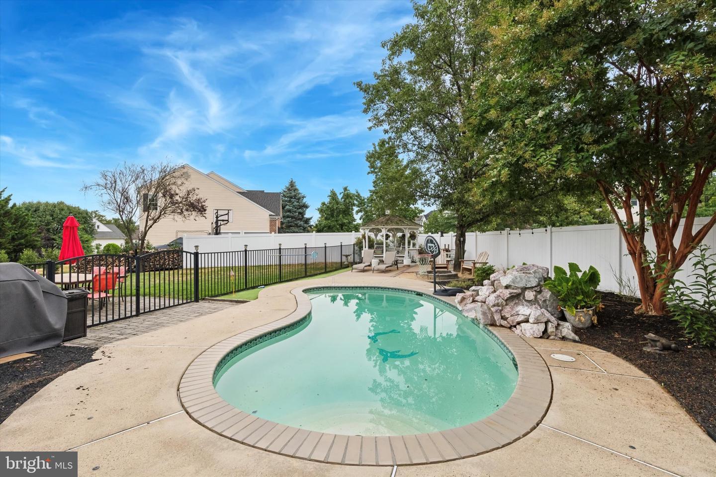 Warrington, Pennsylvania, 18976, United States, 4 Bedrooms Bedrooms, ,3 BathroomsBathrooms,Residential,Active,1920279