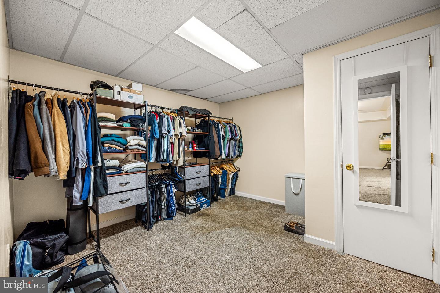 Wallingford, Pennsylvania, 19086, United States, 5 Bedrooms Bedrooms, ,6 BathroomsBathrooms,Residential,Active,1869134