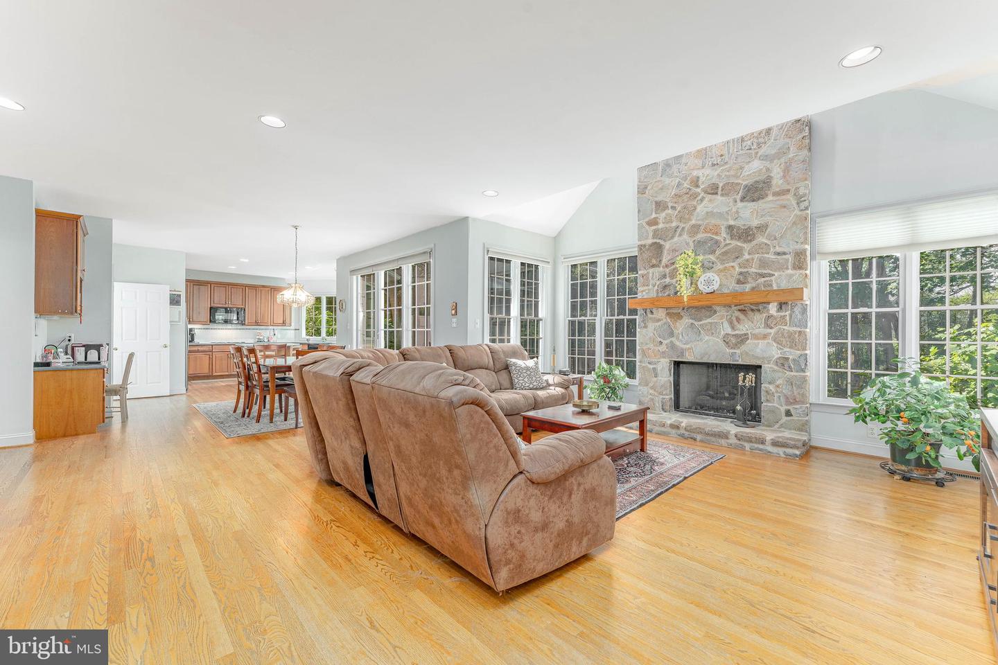 West Chester, Pennsylvania, 19382, United States, 4 Bedrooms Bedrooms, ,4 BathroomsBathrooms,Residential,Active,2051989