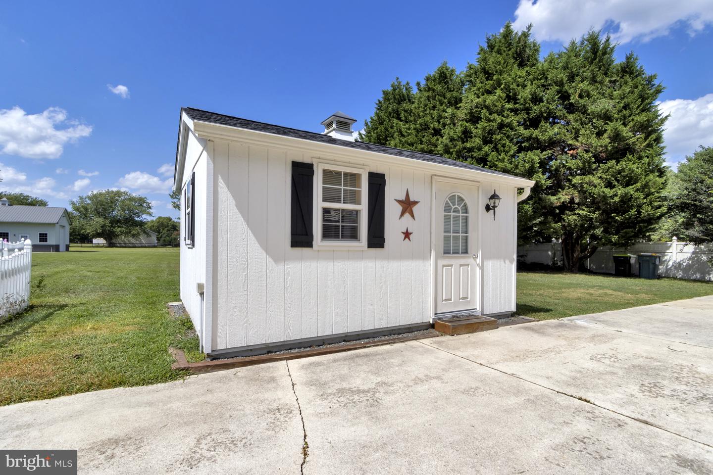 Milton, Delaware, 19968, United States, 4 Bedrooms Bedrooms, ,5 BathroomsBathrooms,Residential,Active,1941147