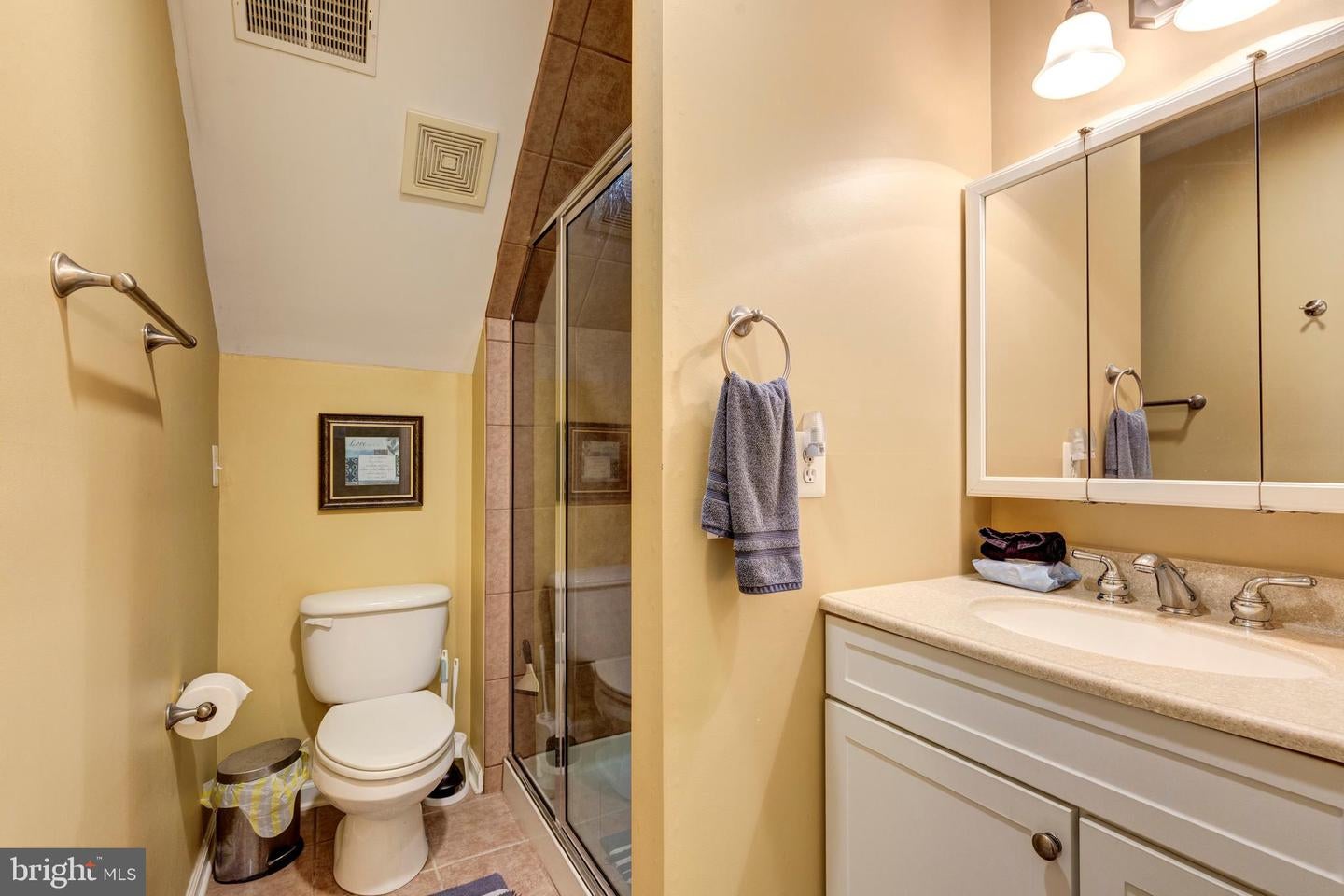 New Windsor, Maryland, 21776, United States, ,5 BathroomsBathrooms,Residential,Active,1829926