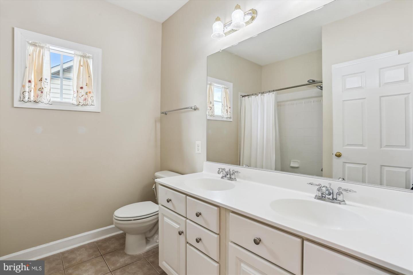 Frederick, Maryland, 21704, United States, 6 Bedrooms Bedrooms, ,4 BathroomsBathrooms,Residential,Active,1884907