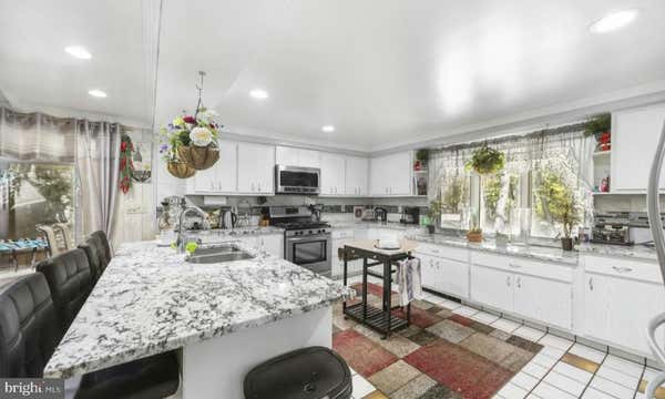 804 BOULDER CT, LORDS VALLEY, PA 18428 - Image 1