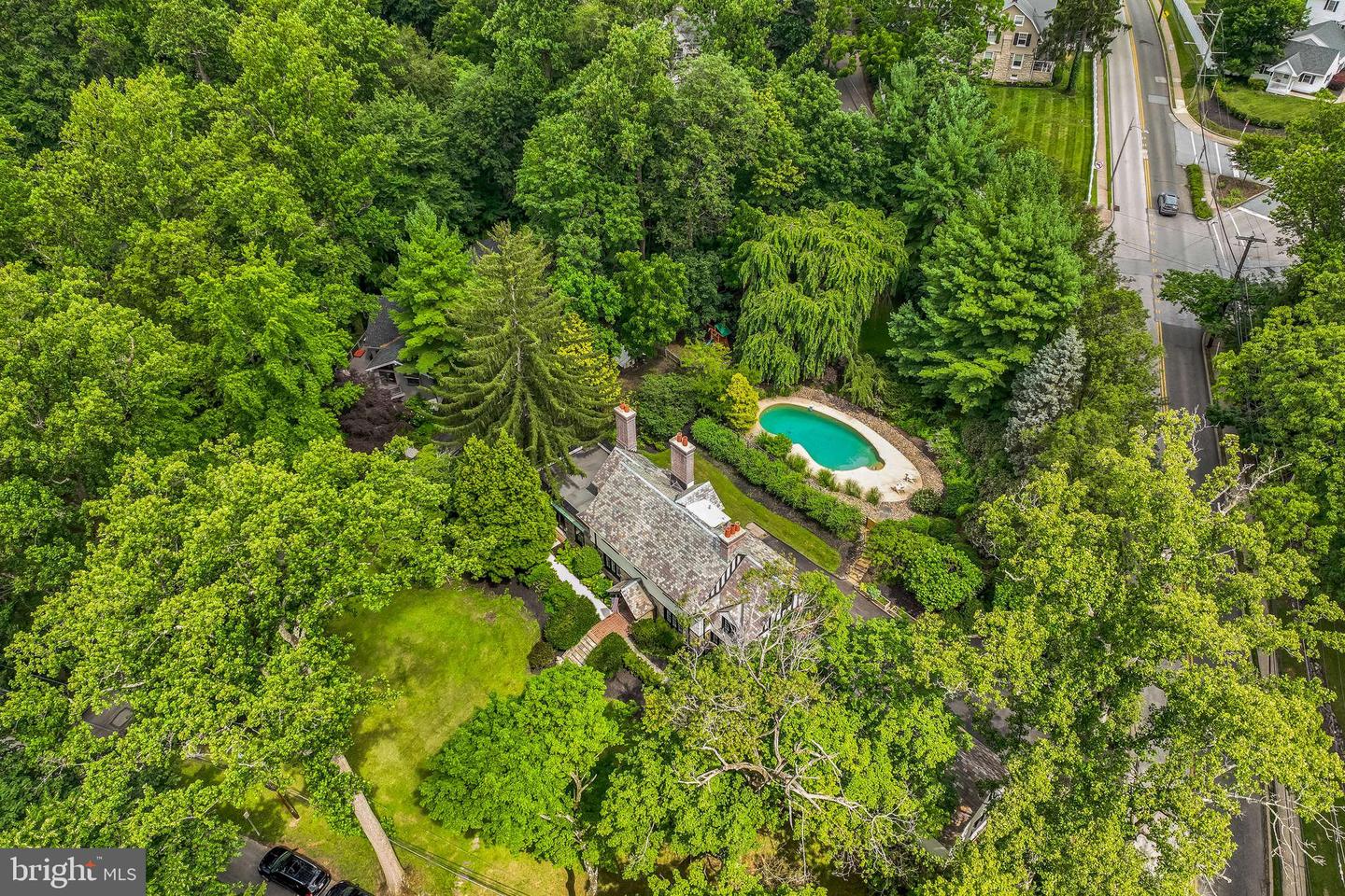 Wayne, Pennsylvania, 19087, United States, 4 Bedrooms Bedrooms, ,5 BathroomsBathrooms,Residential,Active,2003551